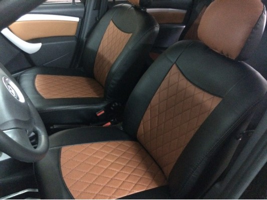 Авточехлы на Lada Largus