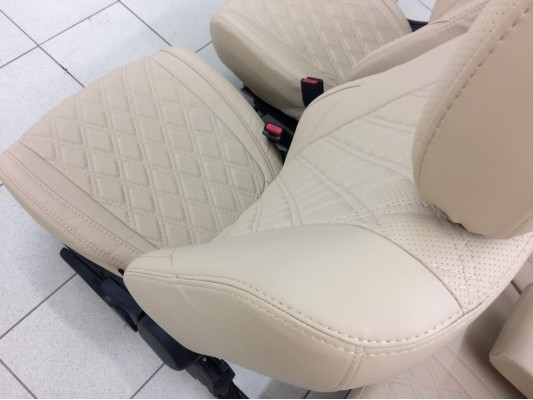 Авточехлы на Mitsubishi Outlander 3 Авточехлы на Mitsubishi Outlander 3