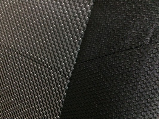 Авточехлы на Toyota Avensis T27